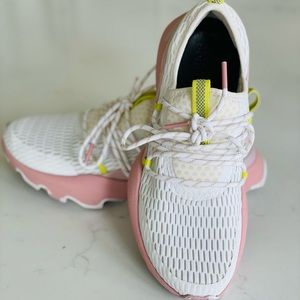 Stylish White and Pink Women's Sneakers